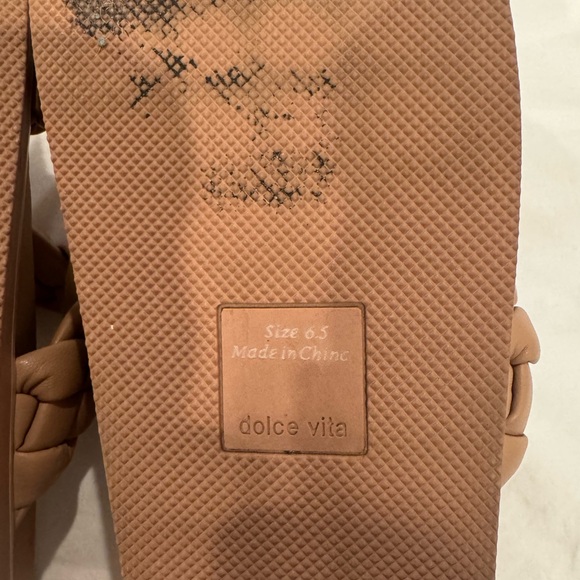 Dolce Vita - Signe Sandals, size 6.5 - Picture 2 of 4